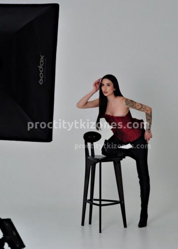 Вика, Г. Полярные Зори